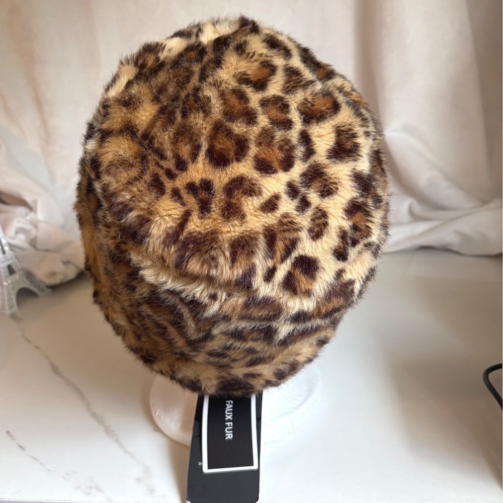 NEW Y2K vibe Nine West Leopard Faux Fur Bucket Hat Will fit up to 22" - Picture 6 of 11